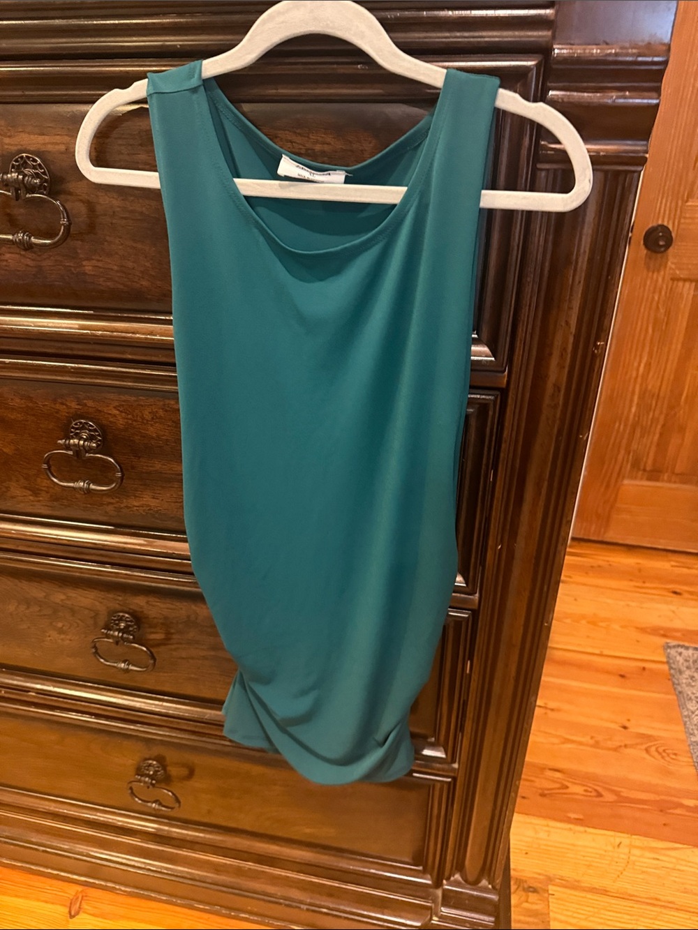 Sleeveless Green Tank T- Lightweight Women’s Tunic